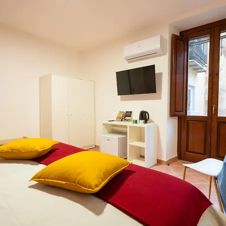 Affittacamere L'arco Nel Corso Cagliari